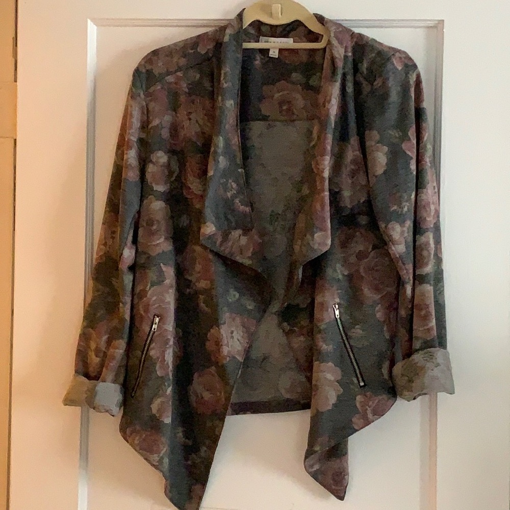 Downeast Brand Floral Long Sleeve Cardigan/jacket Sz Medium